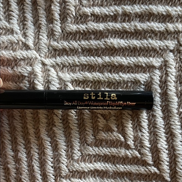SET Stila Waterproof Eye Liner &Huge Extreme Lash Mascara - Picture 2 of 7